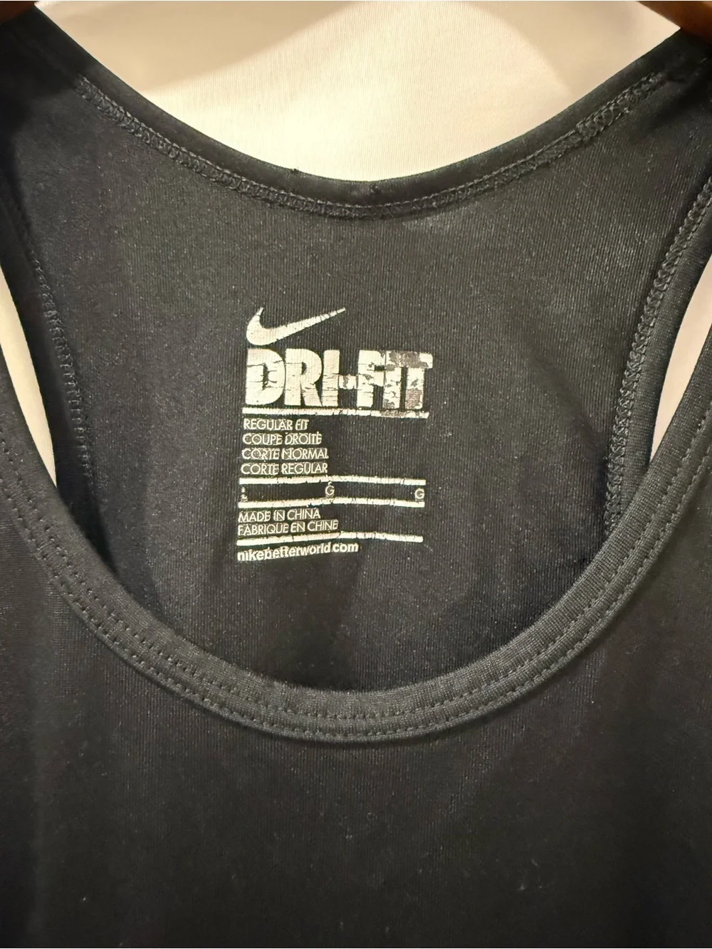 Nike performance tank